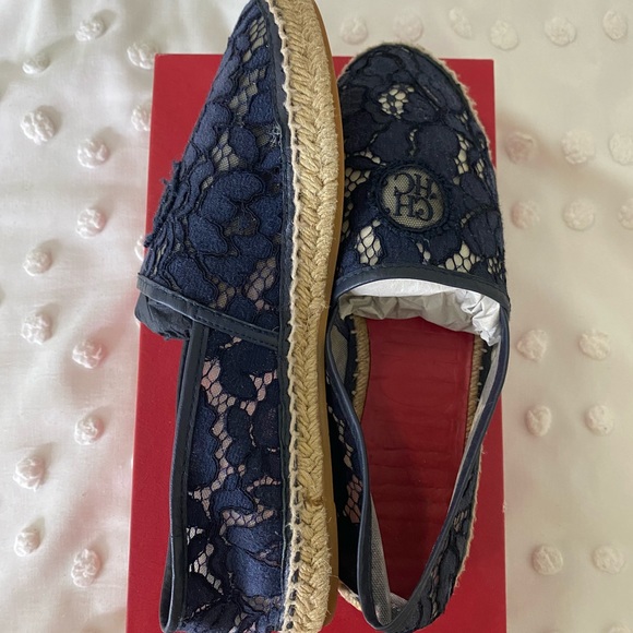 Preowned Carolina Herrera espadrilles - Picture 2 of 3